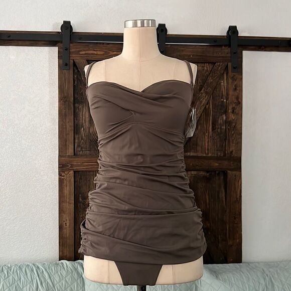 NWT The collection mija halter Onepiece swimsuit Sz-10 - Picture 1 of 8